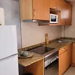 Funcional En Residencial Con Piscina En Inmejorable Ubicacion En Centro De La Isla Apartment *