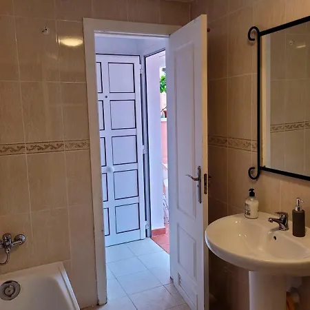 Funcional En Residencial Con Piscina En Inmejorable Ubicacion En Centro De La Isla Appartement