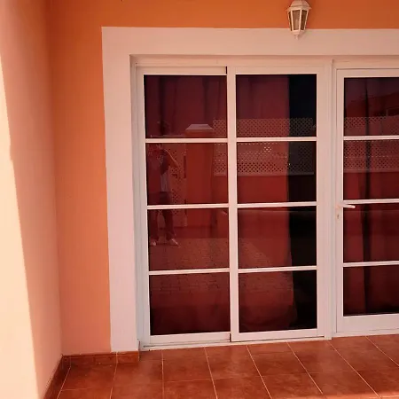 Funcional En Residencial Con Piscina En Inmejorable Ubicacion En Centro De La Isla